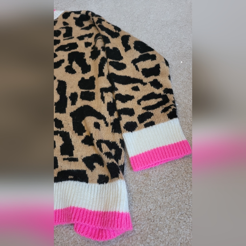 Hyped Unicorn Hot Pink Leopard oversized Sweater - Picture 8 of 8